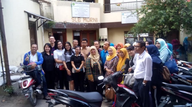 AccorHotels di Bandung Mengadakan Program Pelatihan Pembuatan Eco-Pen
