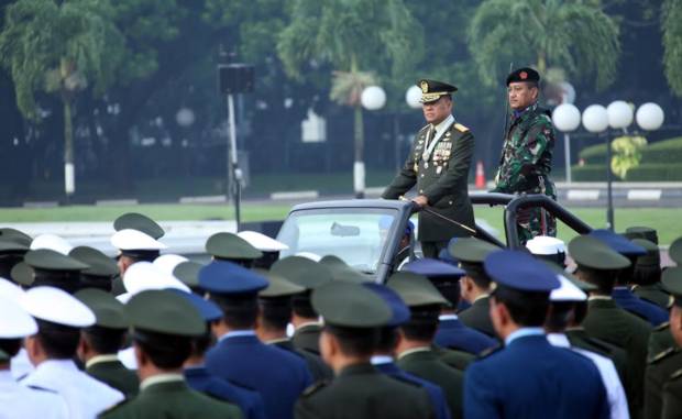 Panglima TNI Pimpin Upacara HUT ke-71 TNI